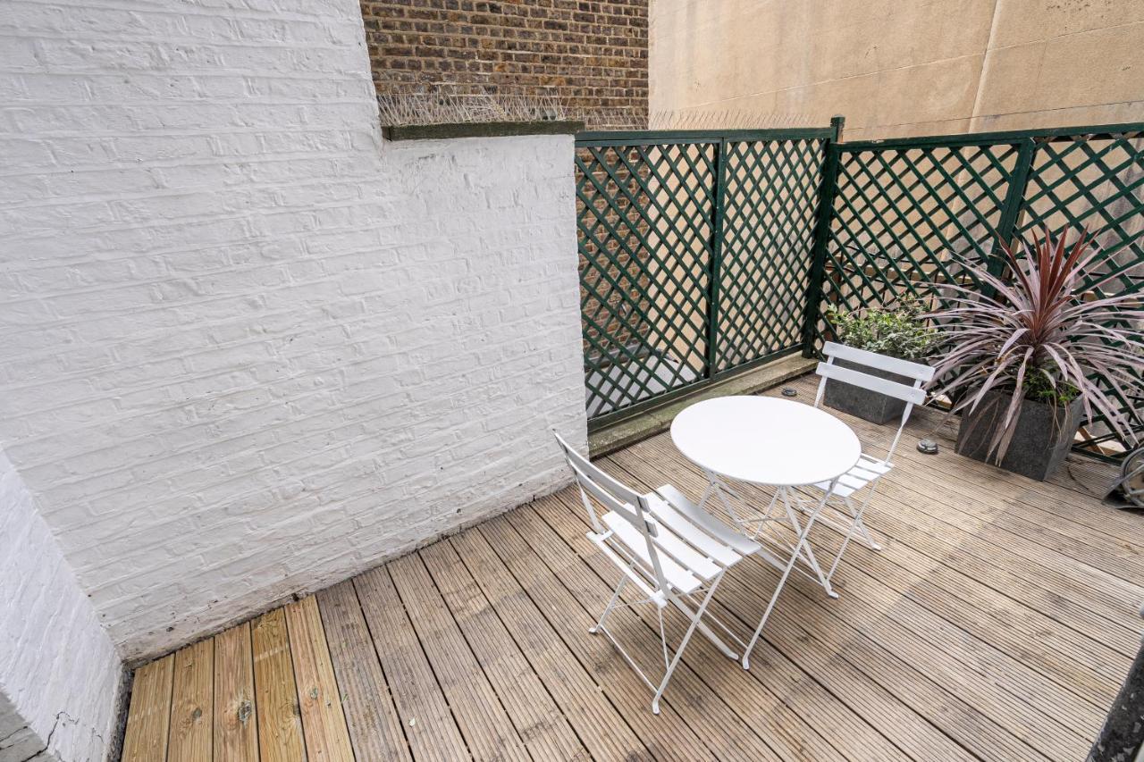 Chic Apartment Near Kensington Palace London Eksteriør billede