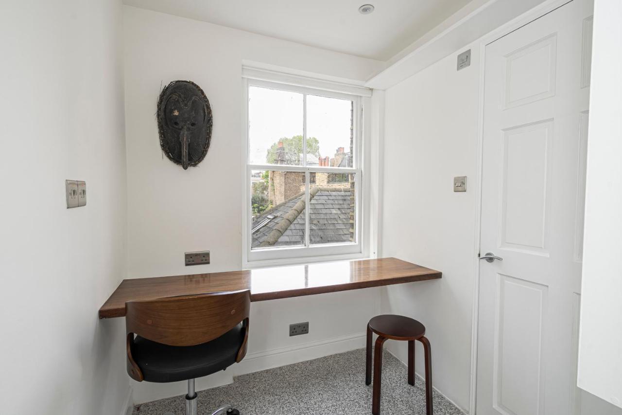 Chic Apartment Near Kensington Palace London Eksteriør billede