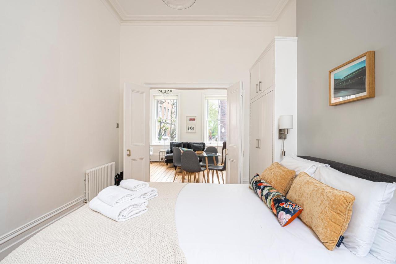 Chic Apartment Near Kensington Palace London Eksteriør billede